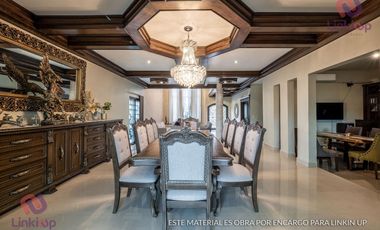 Casa con acabados de lujo alberca en Portal del Norte General Zuazua NL