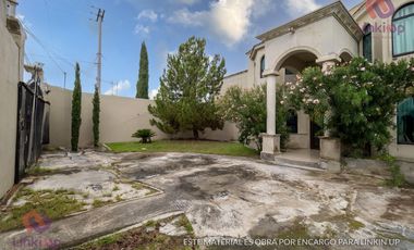 Casa con acabados de lujo alberca en Portal del Norte General Zuazua NL