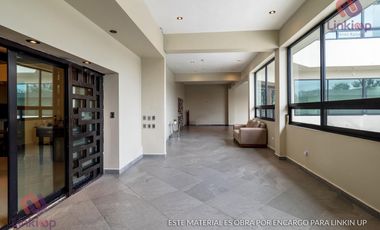 Casa con acabados de lujo alberca en Portal del Norte General Zuazua NL