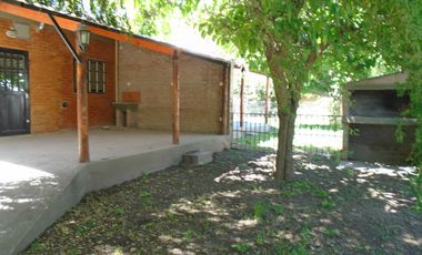 00078 CABAÑA PARA 6 PERSONAS CON AMPLIO PARQUE AL FRENTE DEL RIO PANAHOLMA