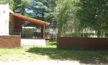00078 CABAÑA PARA 6 PERSONAS CON AMPLIO PARQUE AL FRENTE DEL RIO PANAHOLMA