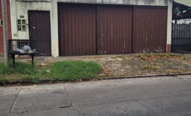 Casa en venta en Ezpeleta Este