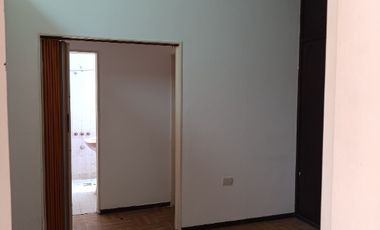 Casa en venta en Ezpeleta Este