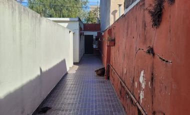 Casa en venta en Ezpeleta Este