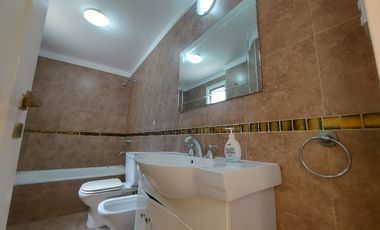 Departamento Tipo Casa en alquiler en Lanus Oeste