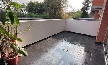 Departamento en venta c/ cochera en Los Perales