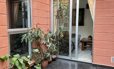 Departamento en venta c/ cochera en Los Perales