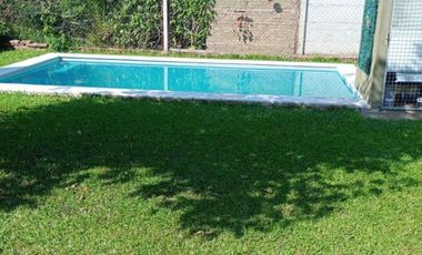 Casa en venta c/ cochera en Sauce Viejo