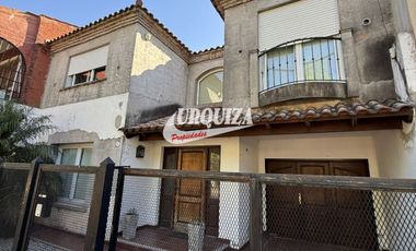 Casa en venta c/ cochera en Haedo