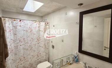 Casa en venta c/ cochera en Haedo