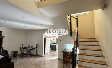 Casa en venta c/ cochera en Haedo