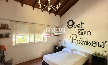 Casa en venta c/ cochera en Haedo