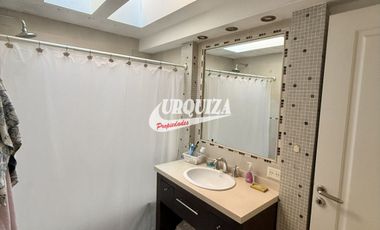 Casa en venta c/ cochera en Haedo