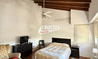 Casa en venta c/ cochera en Haedo