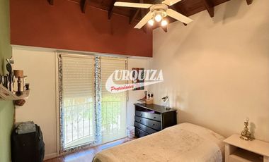 Casa en venta c/ cochera en Haedo