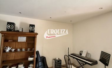 Casa en venta c/ cochera en Haedo