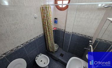 Casa en venta c/ cochera en Nueva Atlantis