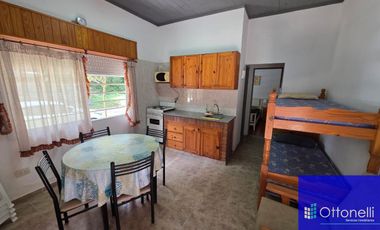 Casa en venta c/ cochera en Nueva Atlantis