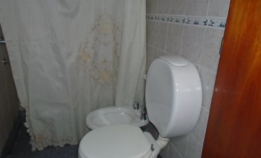 00079-CABAÑA PARA 5 PERSONAS AL FRENTE DEL RIO PANAHOLMA