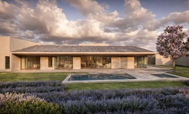 Casa en Fraccionamiento Real de Tezoyuca