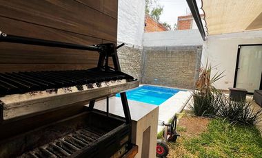 VENTA CASA EN CORRAL DE BARRANCOS AL NORTE DE LA CIUDAD CE