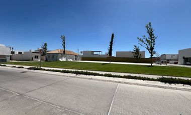 Terreno - Fraccionamiento Rancho Santa Mónica