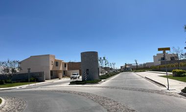 Terreno - Fraccionamiento Rancho Santa Mónica