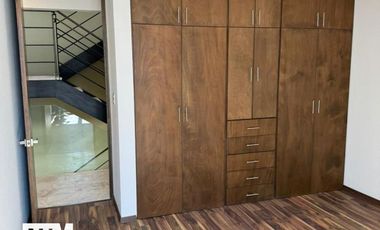 Se vende casa en San Ángel 2