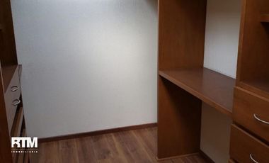 Se vende casa muy cerca de club de golf la loma (lomas del tec)