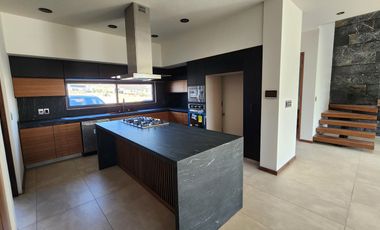 Casa en Venta en Álamos Tres Marías con Casa Club