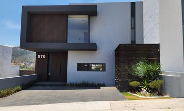 Casa en Venta en Álamos Tres Marías con Casa Club