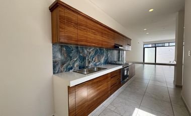 Casa Nueva en Venta Lomas del Dorado