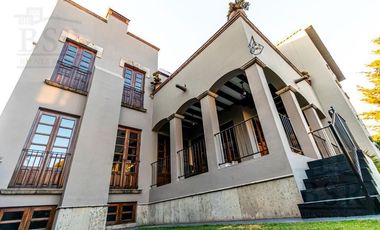 Casa en Venta en Club de Golf Los Encinos