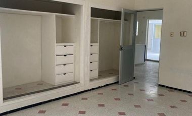 Casa en Venta. Colonia Revolución, ideal para oficinas, escuela... Boca del Río, Veracruz