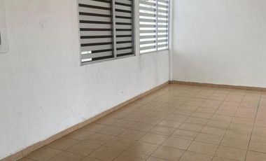 Casa en Venta. Colonia Revolución, ideal para oficinas, escuela... Boca del Río, Veracruz