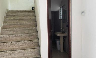 Casa en Venta. Colonia Revolución, ideal para oficinas, escuela... Boca del Río, Veracruz
