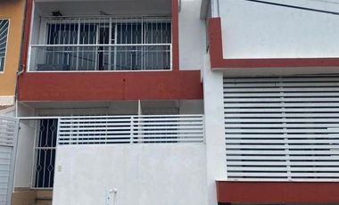 Casa en Venta. Colonia Revolución, ideal para oficinas, escuela... Boca del Río, Veracruz