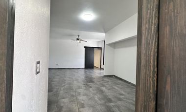 Casa en Club de Golf.