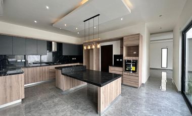 Casa en  Venta en Castaños del Vergel, Monterrey NL