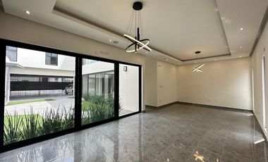 Casa en  Venta en Castaños del Vergel, Monterrey NL