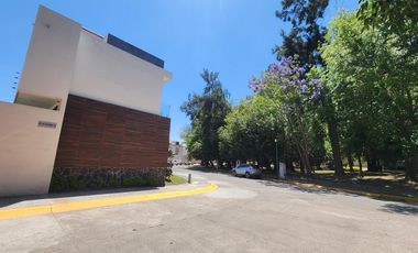 Casa en Venta Campestre la Huerta áreas verdes