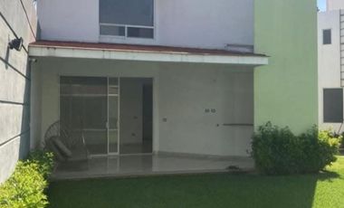 Casa en venta - Otilio Montaño