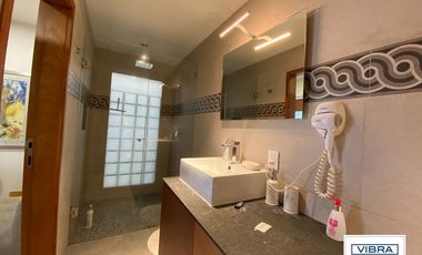 Edificio habitacional en el corazón de la Condesa .