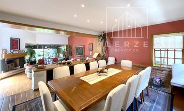 Casa en Bosques de las Lomas con Oficina Independiente P