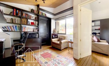 Casa en Bosques de las Lomas con Oficina Independiente P