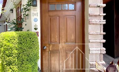 Casa en Bosques de las Lomas con Oficina Independiente P