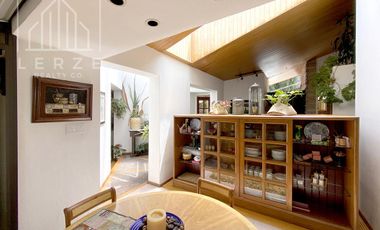 Casa en Bosques de las Lomas con Oficina Independiente P