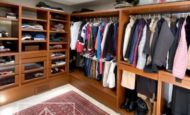 Casa en Bosques de las Lomas con Oficina Independiente P