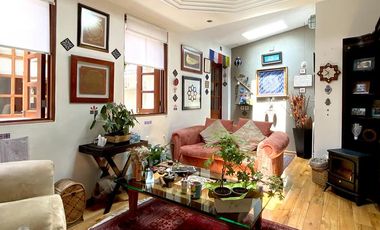 Casa en Bosques de las Lomas con Oficina Independiente P