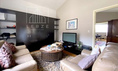 Casa en Bosques de las Lomas con Oficina Independiente P